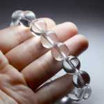 천연 화이트 크리스탈 팔찌의 그림