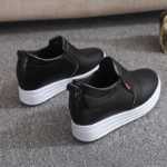 키 높이 신발의 그림