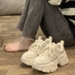 키 높이 신발의 그림