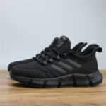 여성 스포츠 캐주얼 러닝화의 그림