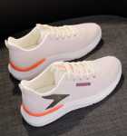 캐주얼 스니커즈의 그림