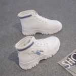 여성 쇼트 부츠의 그림