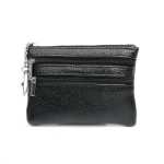 동전 카드 키 가방의 그림