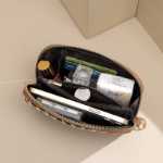 긴 지갑의 그림