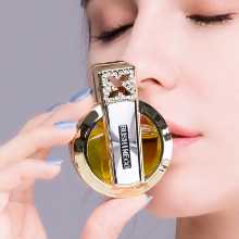 자동차 향수 빈 병 자동 충전 통풍구 임신 한 아기 사용 가능 헤네시 자동차 장식 용품 자동차 소형 자동차 남성의 그림