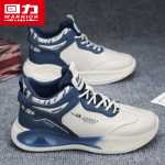 남성 농구스포츠운동화의 그림