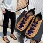 아웃도어 방수 등산 캠핑 하이킹 신발의 그림