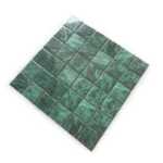 짙은 녹색 큰 꽃 녹색 대리석 세라믹 모자이크 타일 자연석 물고기 연못 빌라 정원 조경 수영장의 그림