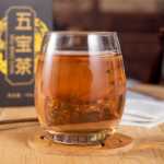 밍첸 다섯 가지 보물 차 옐로우 에센스 마카 얌 중국 늑대 딸기 차 대추 보리 얌 남성용 가방 차 도매 원피스의 그림