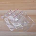 PE 자체 밀봉 비닐 봉투 고압 가방 가방 보석 가방 금속 액세서리 가방 가방 포장 가방 비닐 봉투 공급의 그림