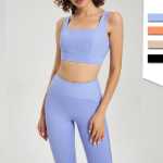 크로스 바디 요가 의류 정장 여성 누드 피트니스 의류 정장 여성 운동 의류 정장의 그림