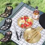 캠핑 여행용 식기 세트의 그림